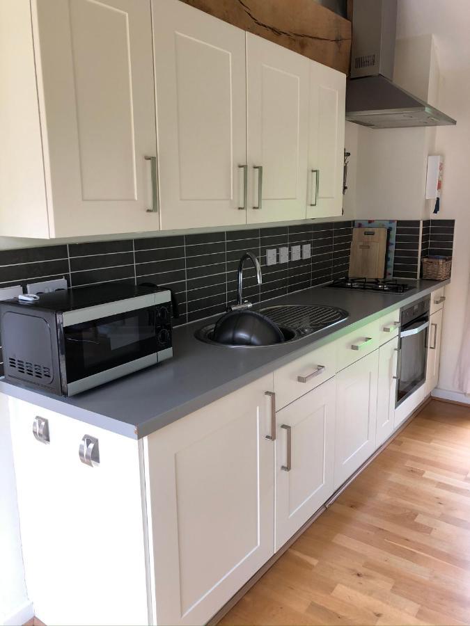 Hidden Two Lovely 1 Bed In Peaceful Surroundings, 1 With Log Burner * Henley-in-Arden