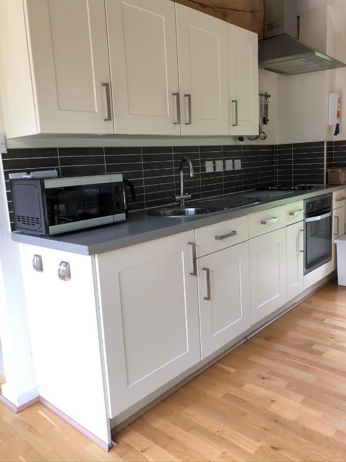 Hidden Two Lovely 1 Bed In Peaceful Surroundings, 1 With Log Burner Henley-in-Arden